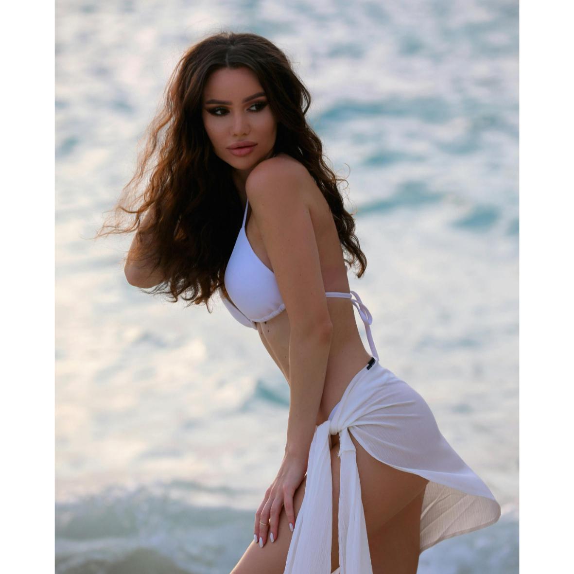 Exclusive fashion collections online
